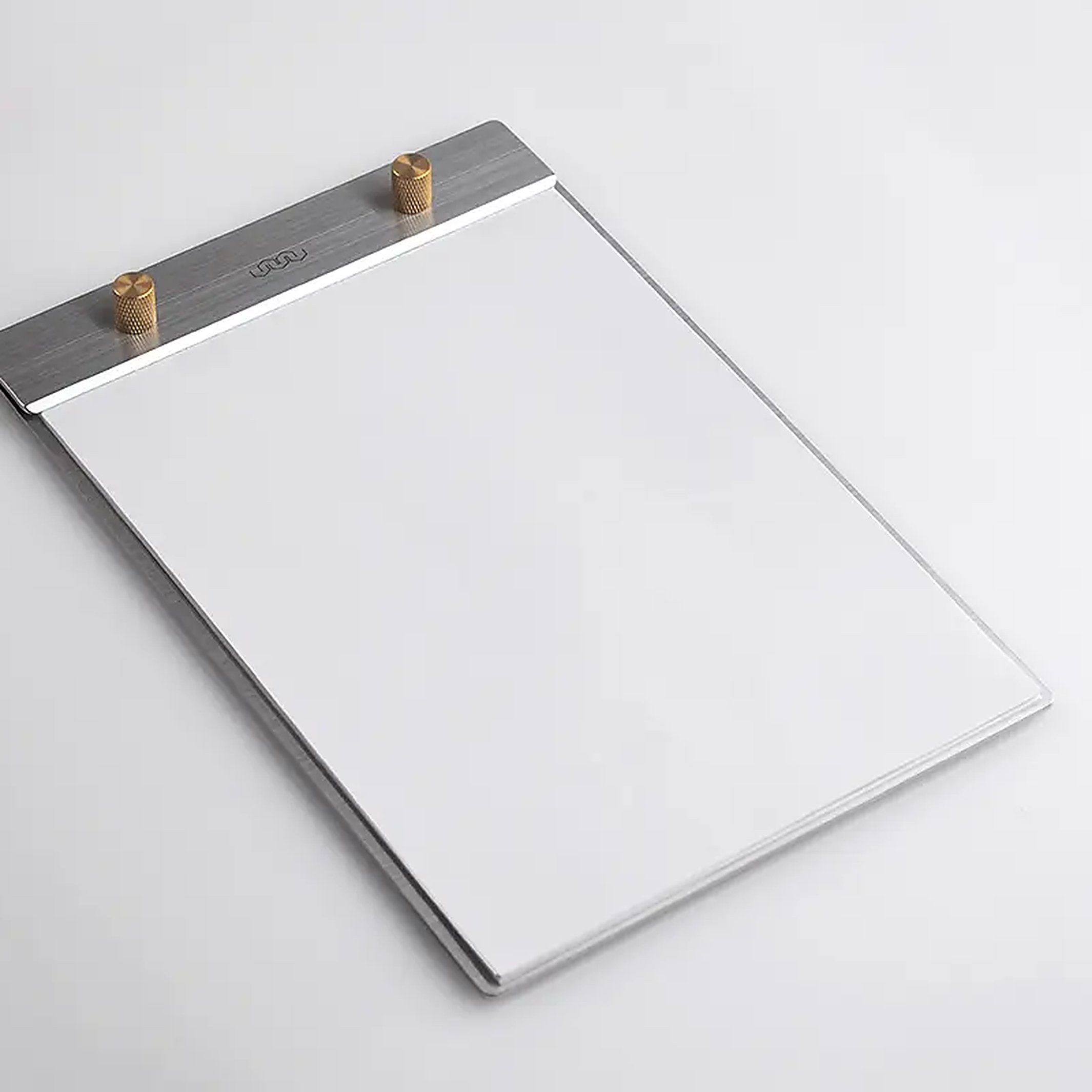 Memoblock "Desk Pad" A4 – Edelstahl · Messing | 100percent