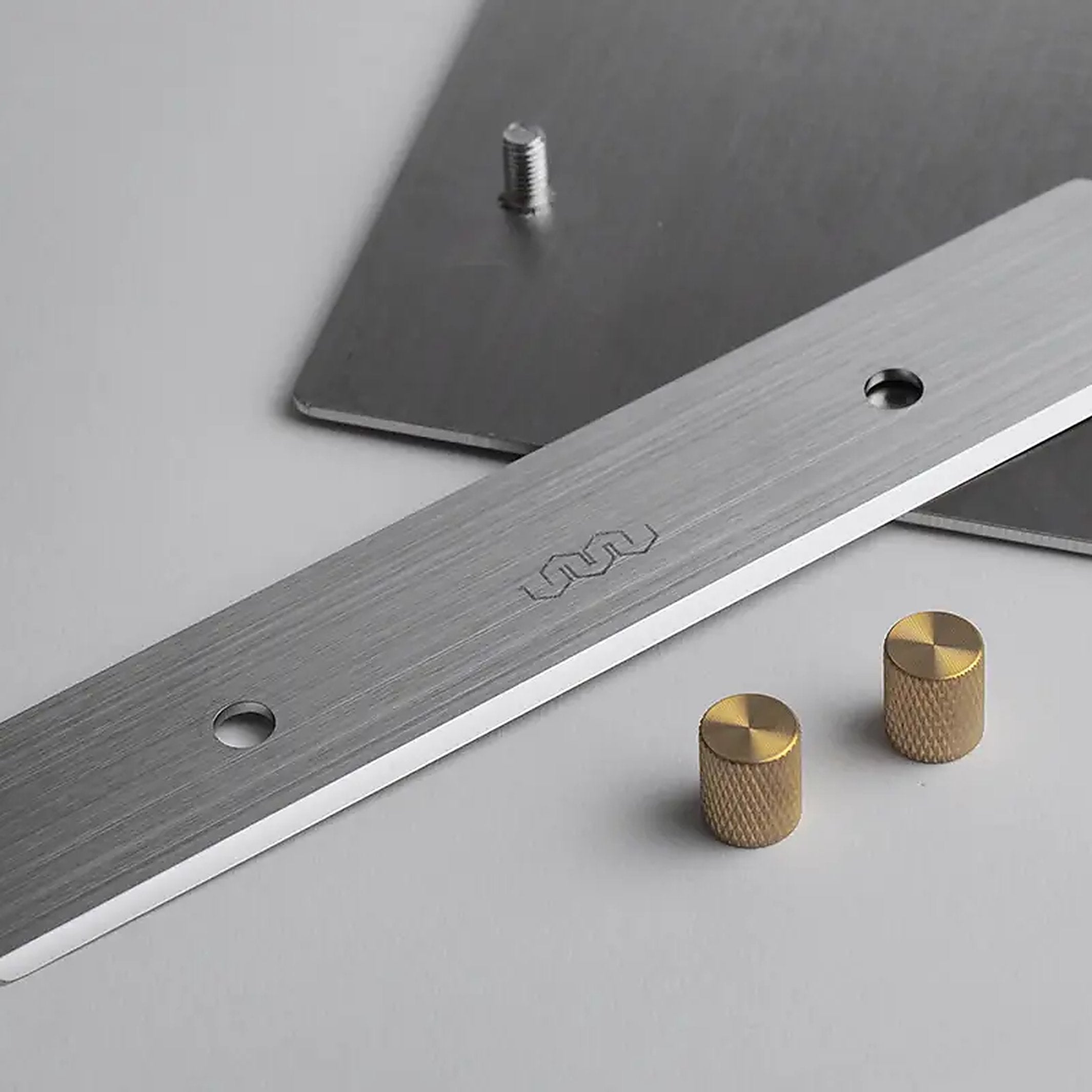 Memoblock "Desk Pad" A6 – Edelstahl · Messing | 100percent
