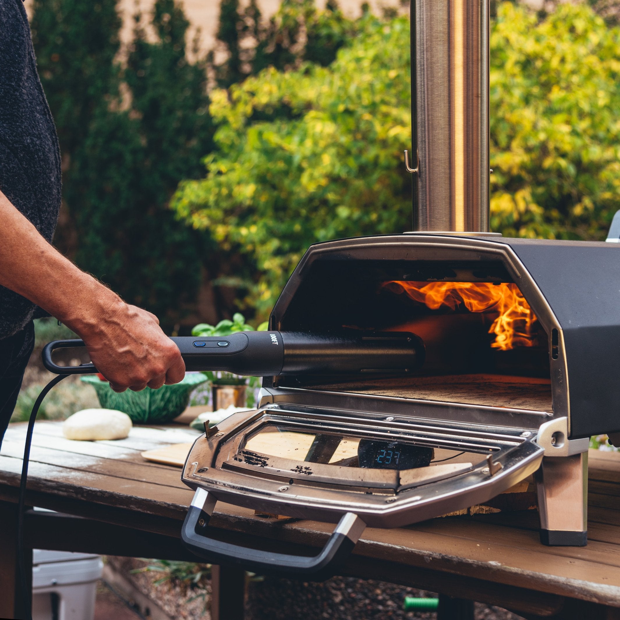 Elektrischer Grillanzünder Pro – 760°C · 1800 W | Looftlighter