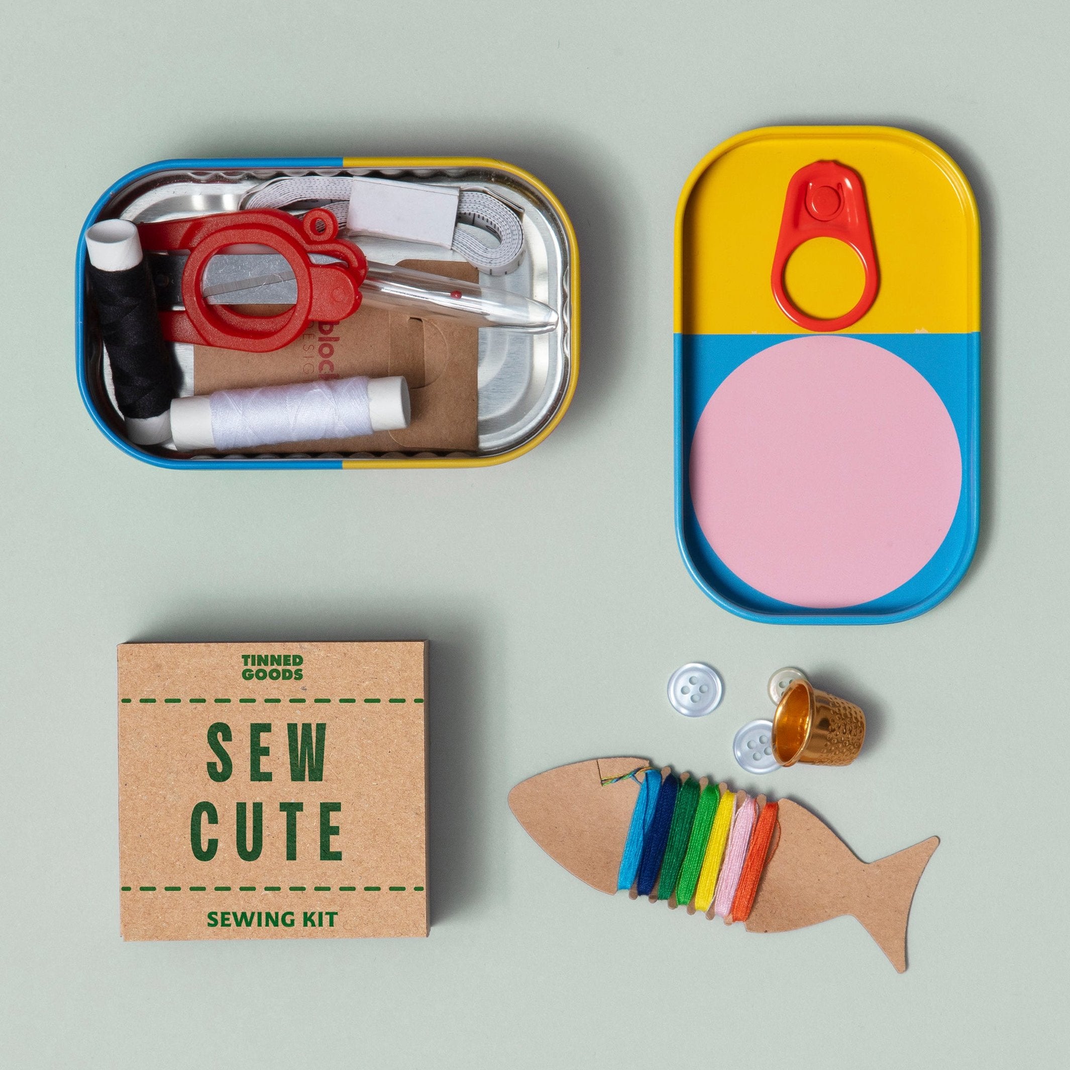 Sewing Kit "Sew Cute" – in Tin | Block Design