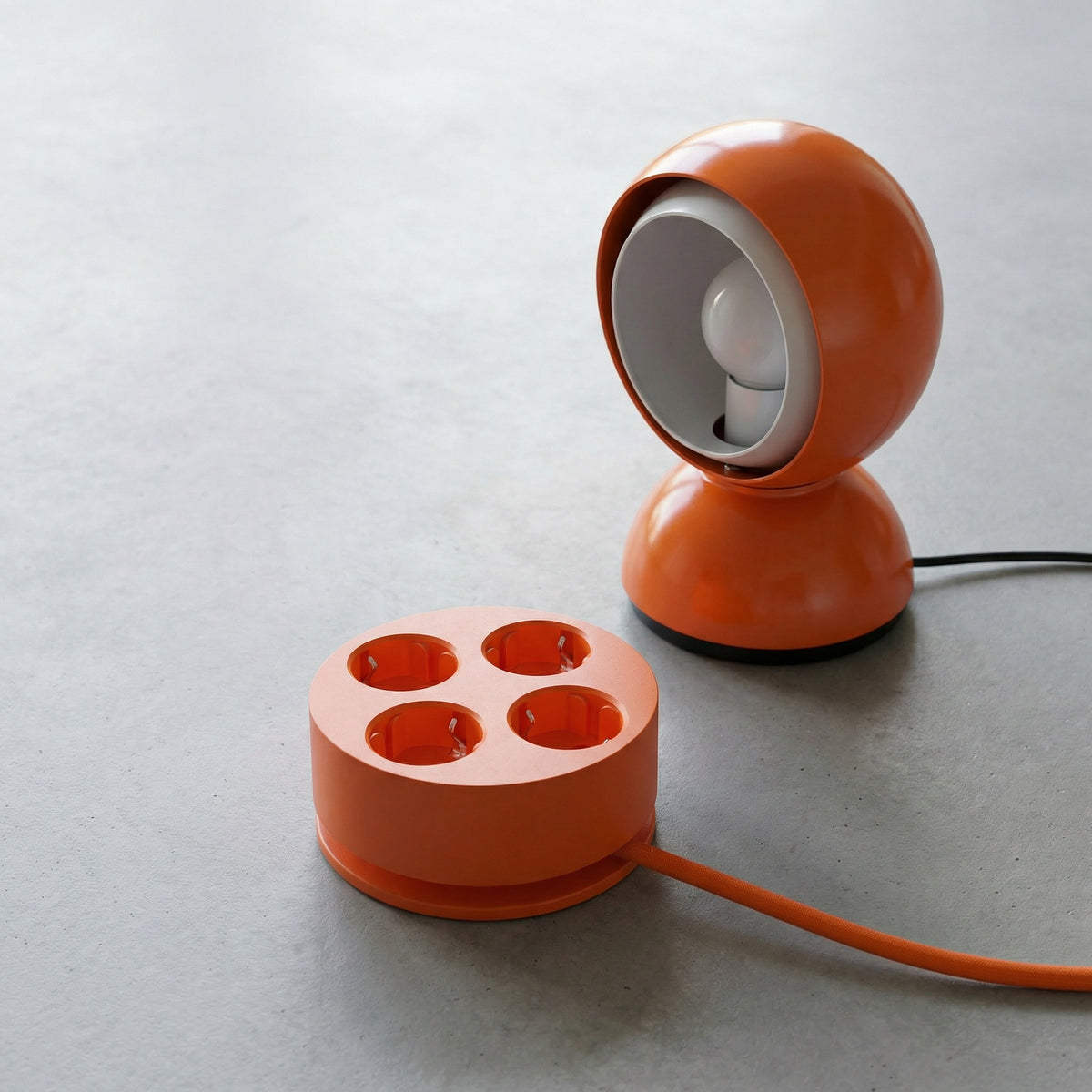 Steckdosenleiste Circular C2 – 4-fach rund, Ø 12,4 cm | Cords