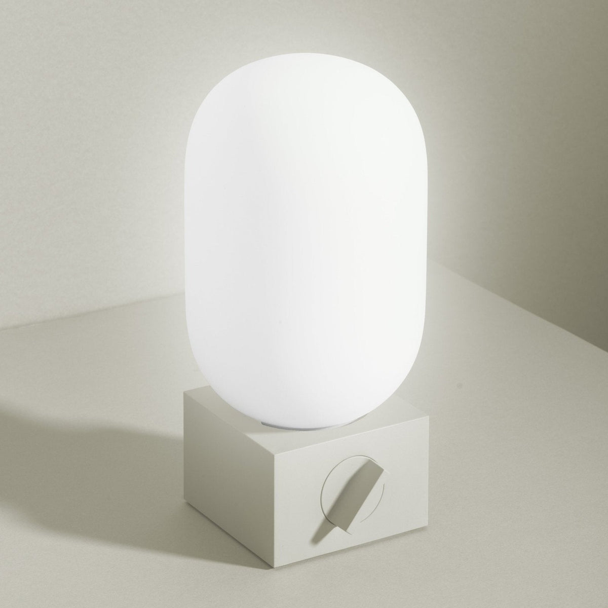 Akku-Leuchte "POP Light" – Sandstein · 23 cm | Native Union