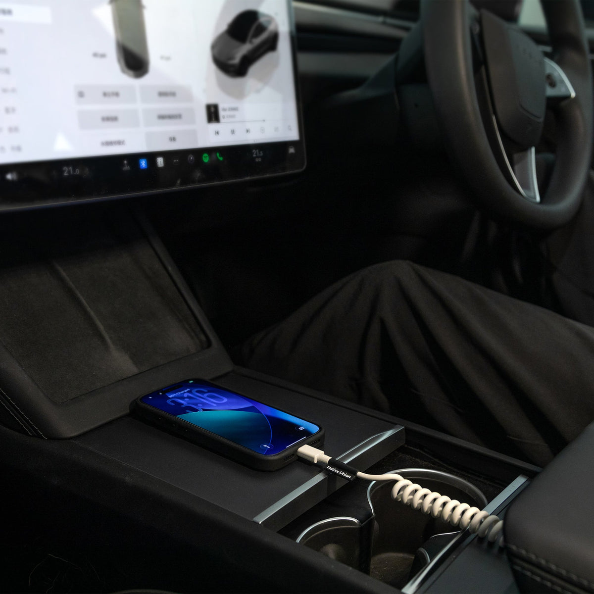 USB-C Cable "POP Cable" – 1.2 m Coiled, 60 W | Native Union