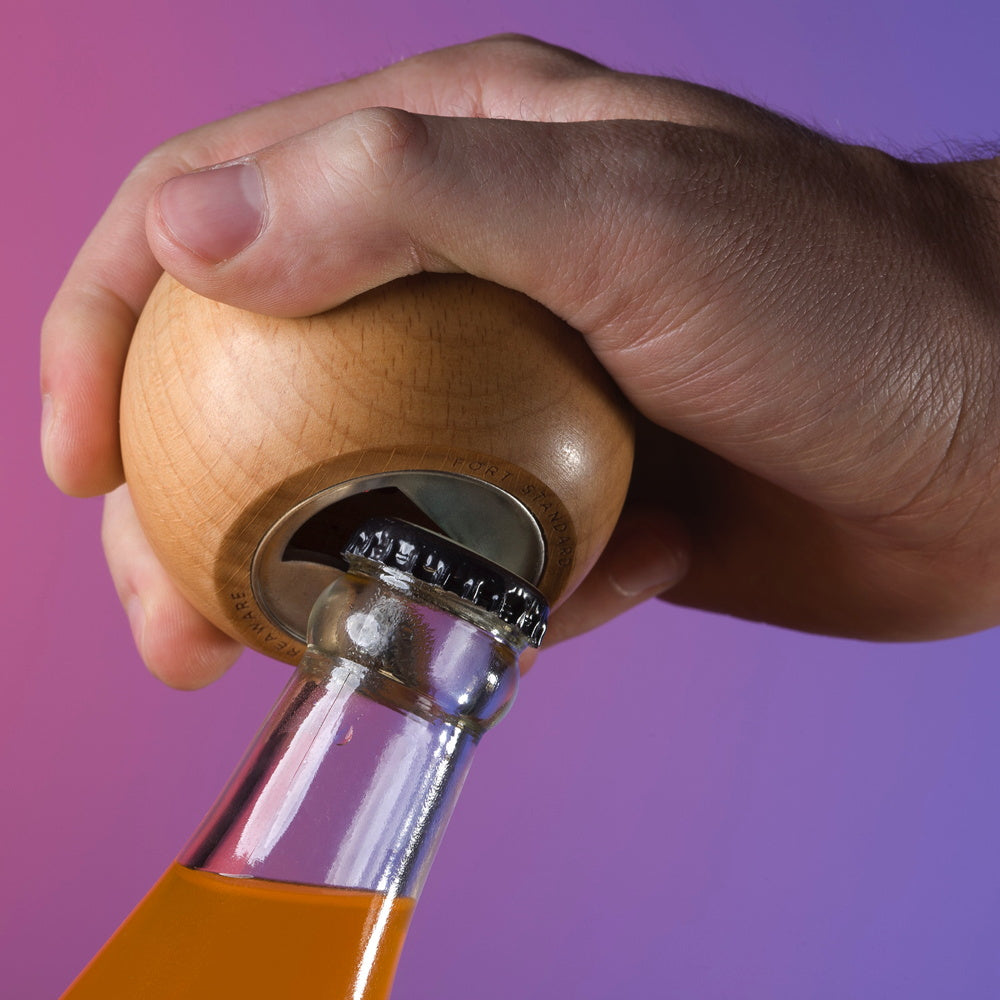 SPHERE - Kugelförmiger Flaschenöffner | Fort Standard | Areaware