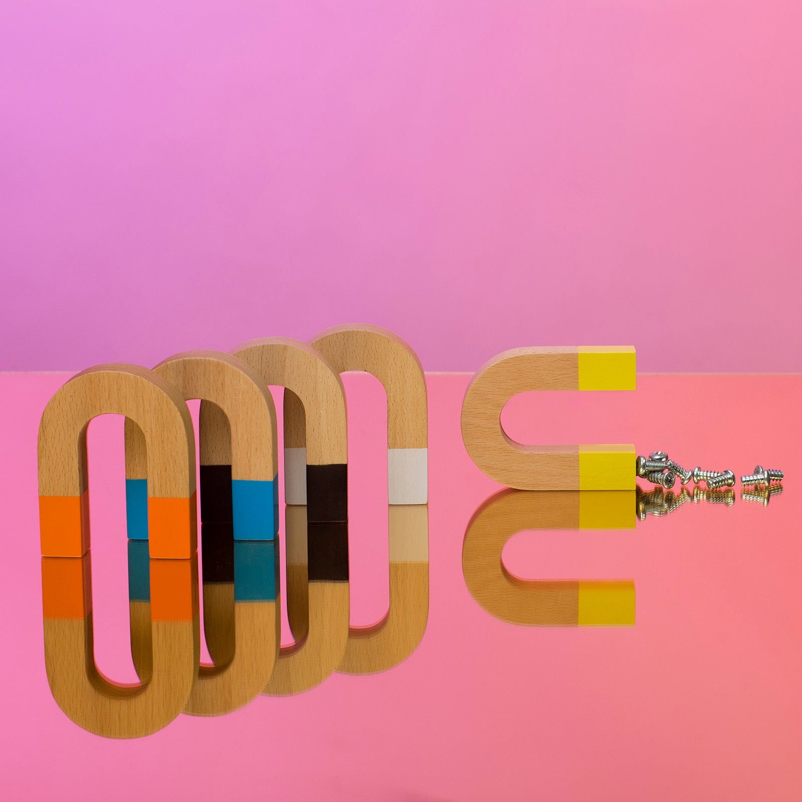 HUFEISEN - Holz-Magnet | Jonas Damon | Areaware