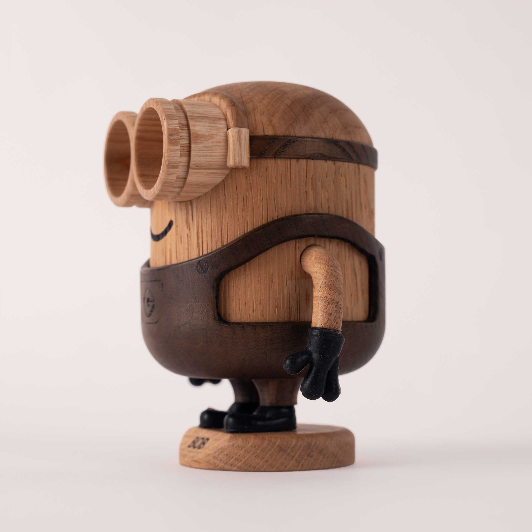BOB | BOYHOOD x Minions | Wooden COMIC FIGURINE | Oak 12 cm high | Jakob Burgsø | boyhood
