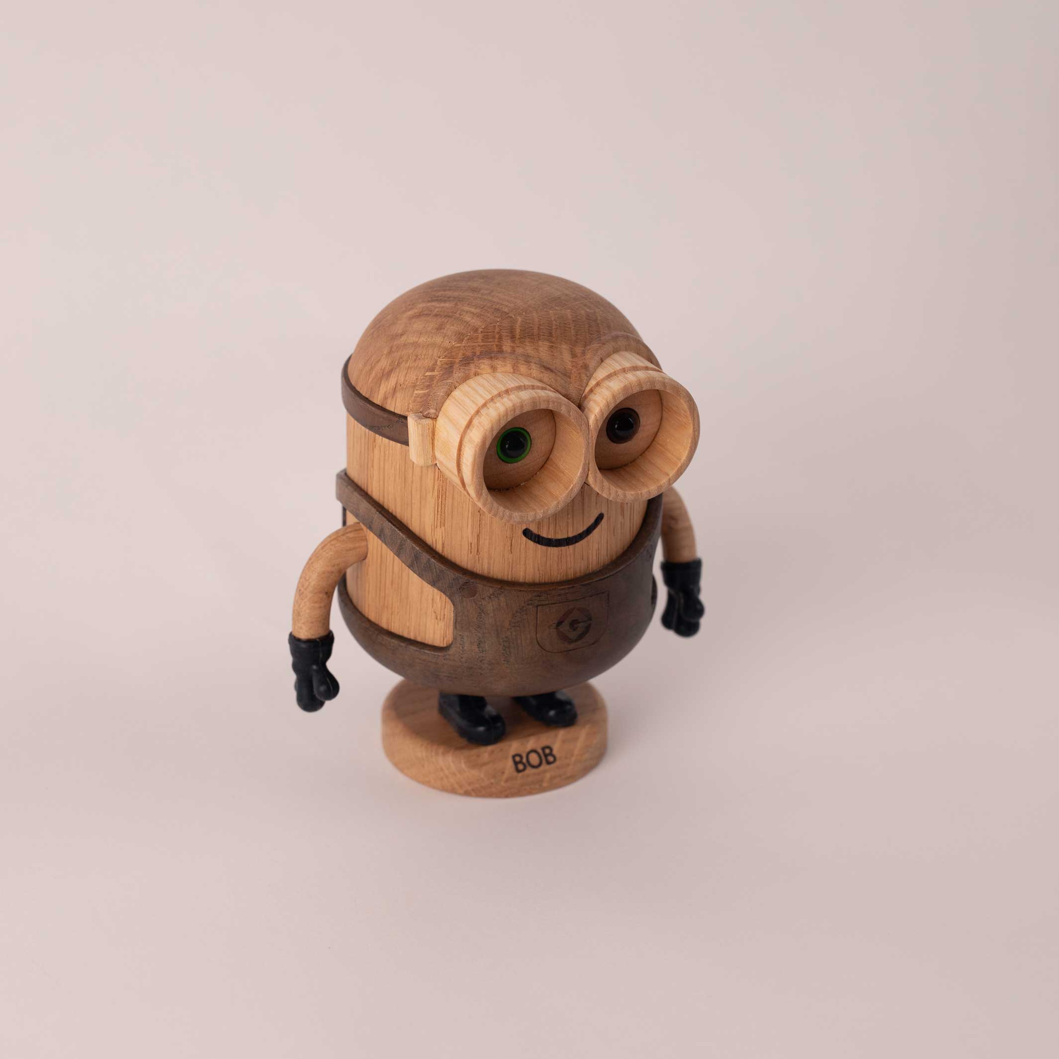 BOB | BOYHOOD x Minions | Wooden COMIC FIGURINE | Oak 12 cm high | Jakob Burgsø | boyhood