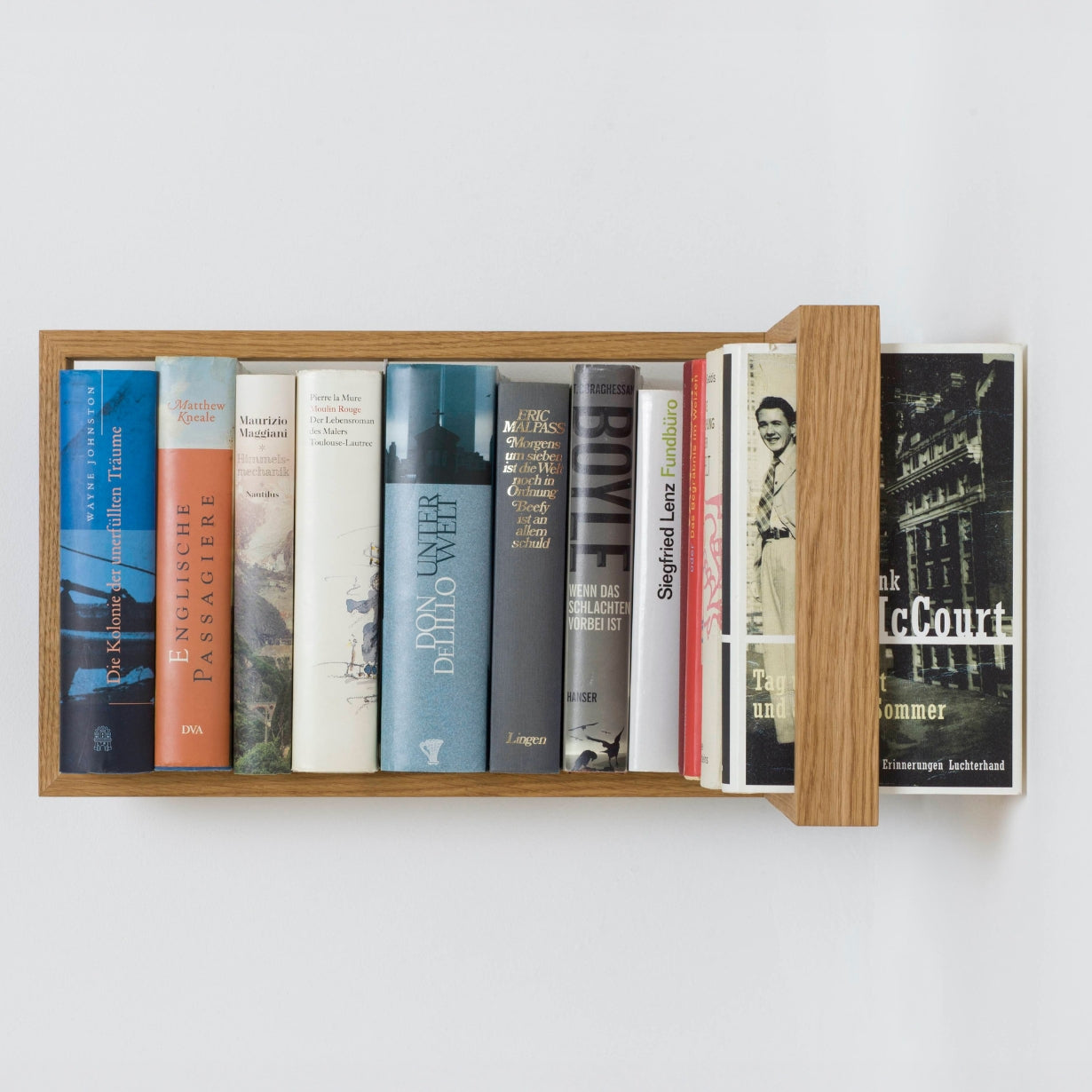 B-ECK - Floating bookshelf for corners - Wall shelf | das kleine b