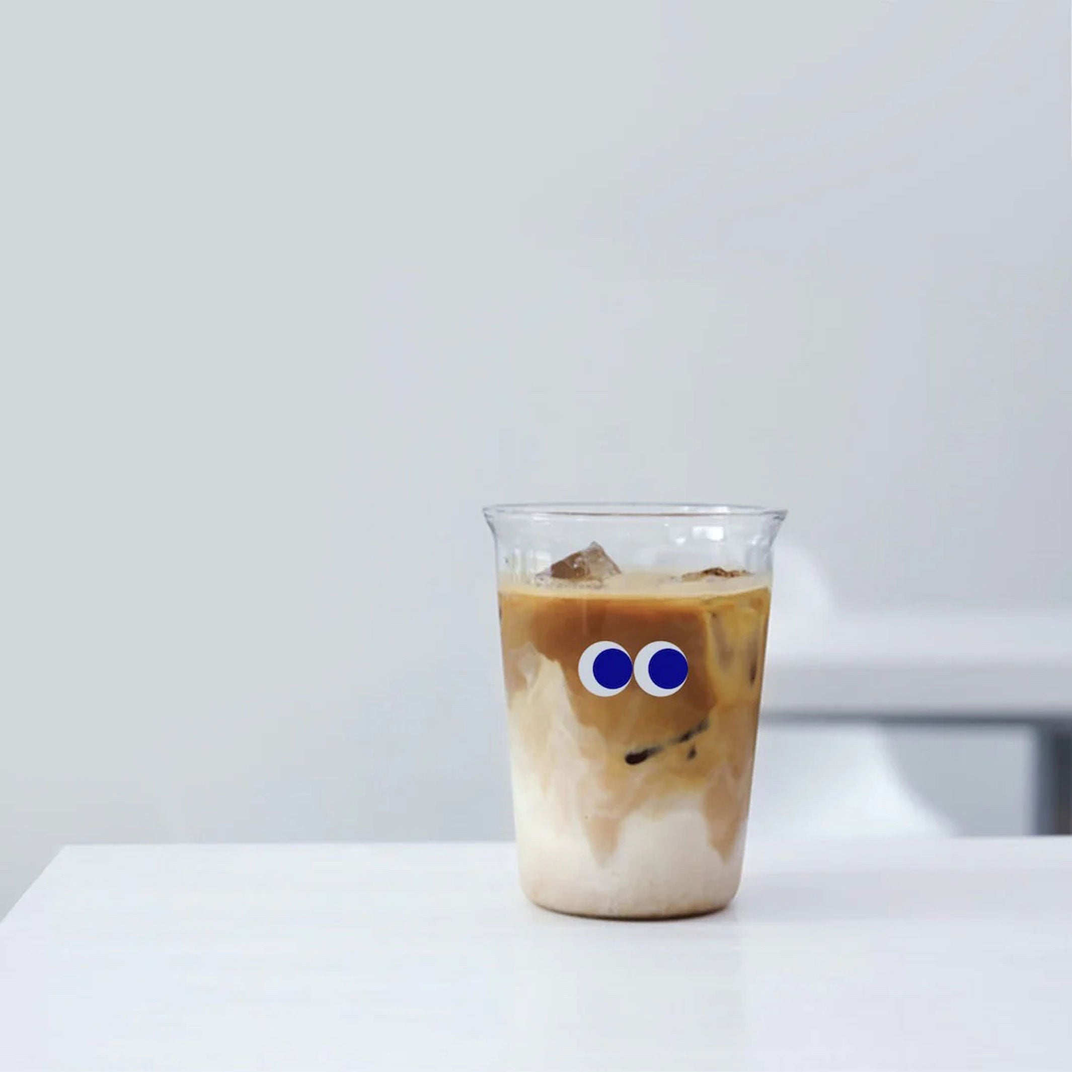 DESIGNING COFFEE | BUCH Cafe's & Marken | Lani Kingston | Englisch  | Gestalten Verlag
