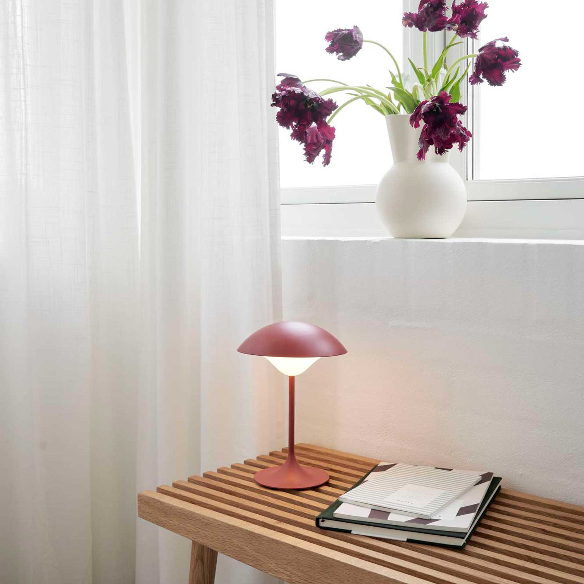 ÉCLIPSE | LAMPE DE TABLE rechargeable | 24 cm de hauteur | mencke & vagnby | Spring Copenhagen