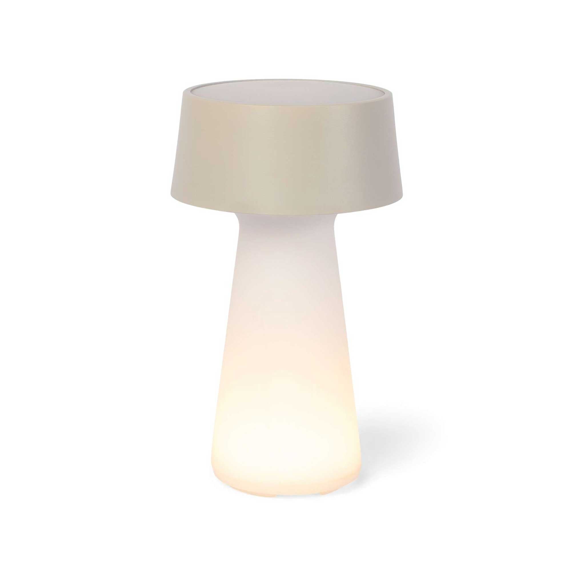 EMBER | rechargeable TABLE LAMP | 23 cm high | mencke&vagnby | Spring Copenhagen