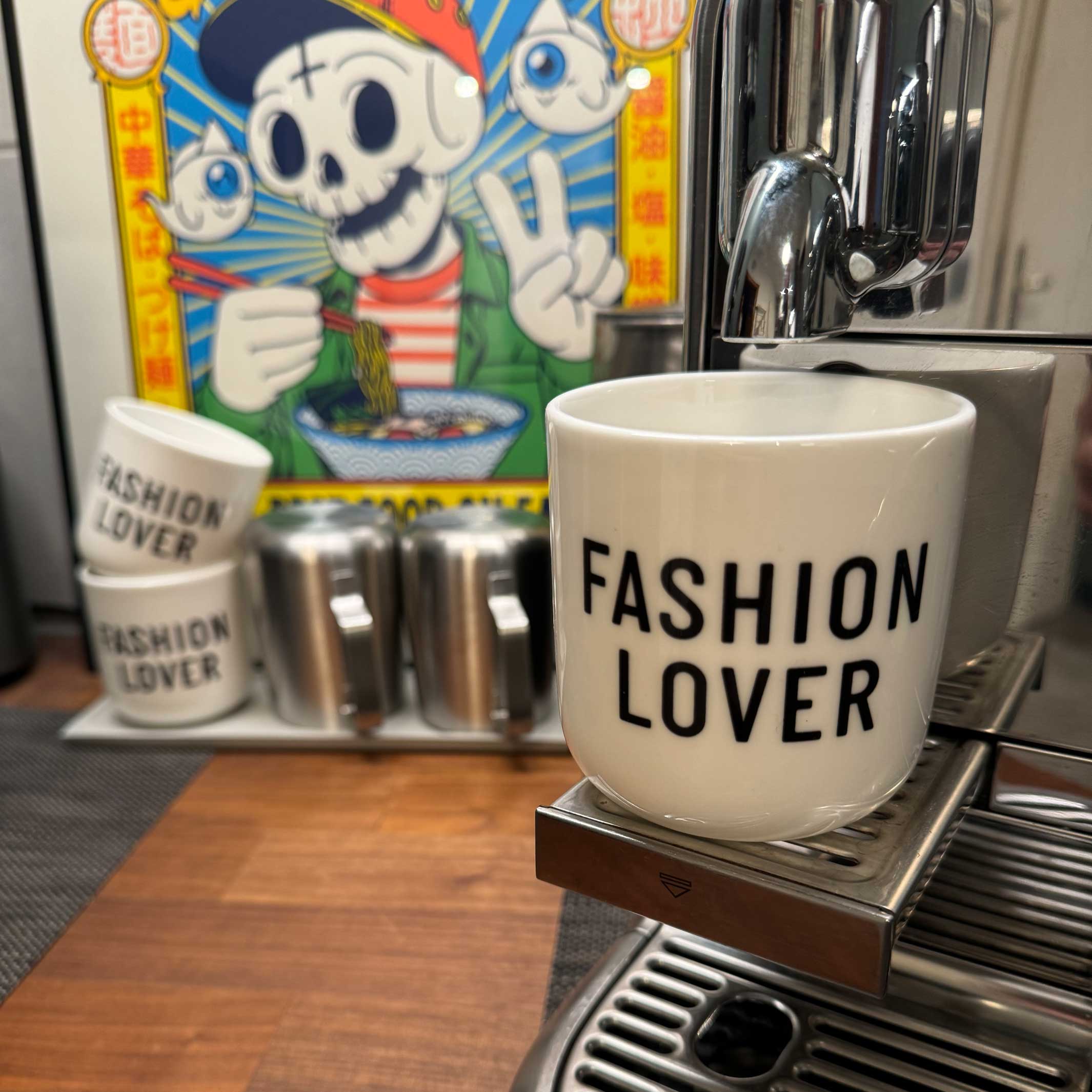 FASHION LOVER | white coffee & tea MUG with black typo | PLTY