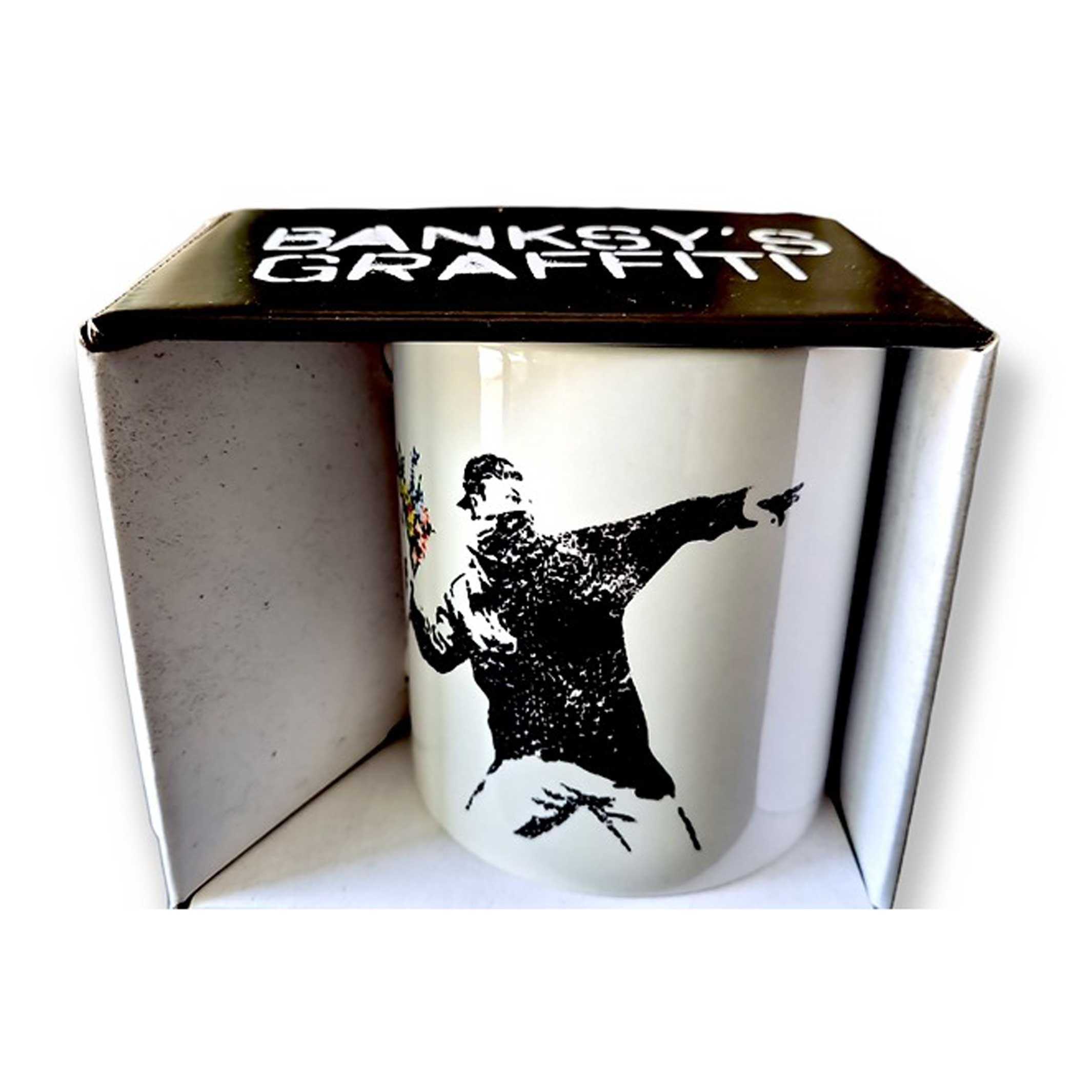 The FLOWER THROWER | Banksy COFFEE & TEA MUG | Urban.ity