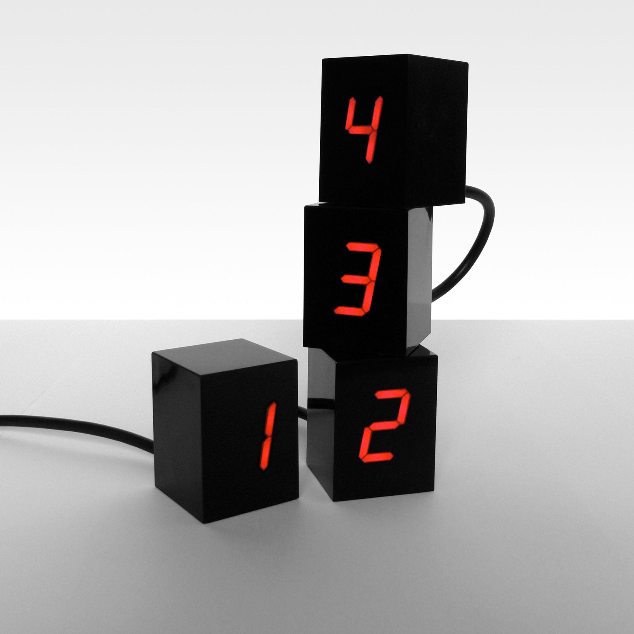 NUMBERS LED ALARM CLOCK | WECKER | Jonas Damon | Areaware