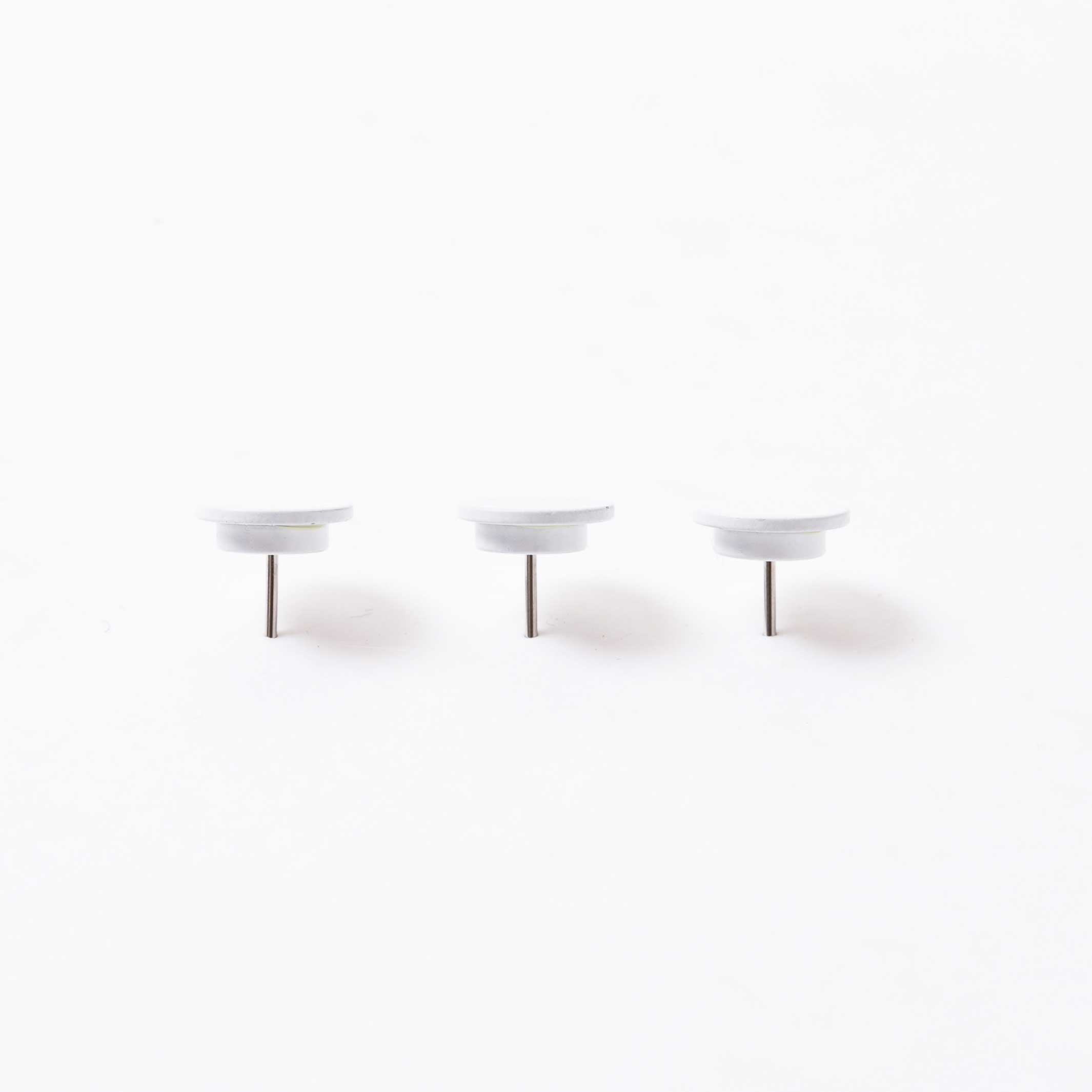 MAGNET TACK White | Set of 3 magnetic PINS | Kosho Tsuboi | 100percent