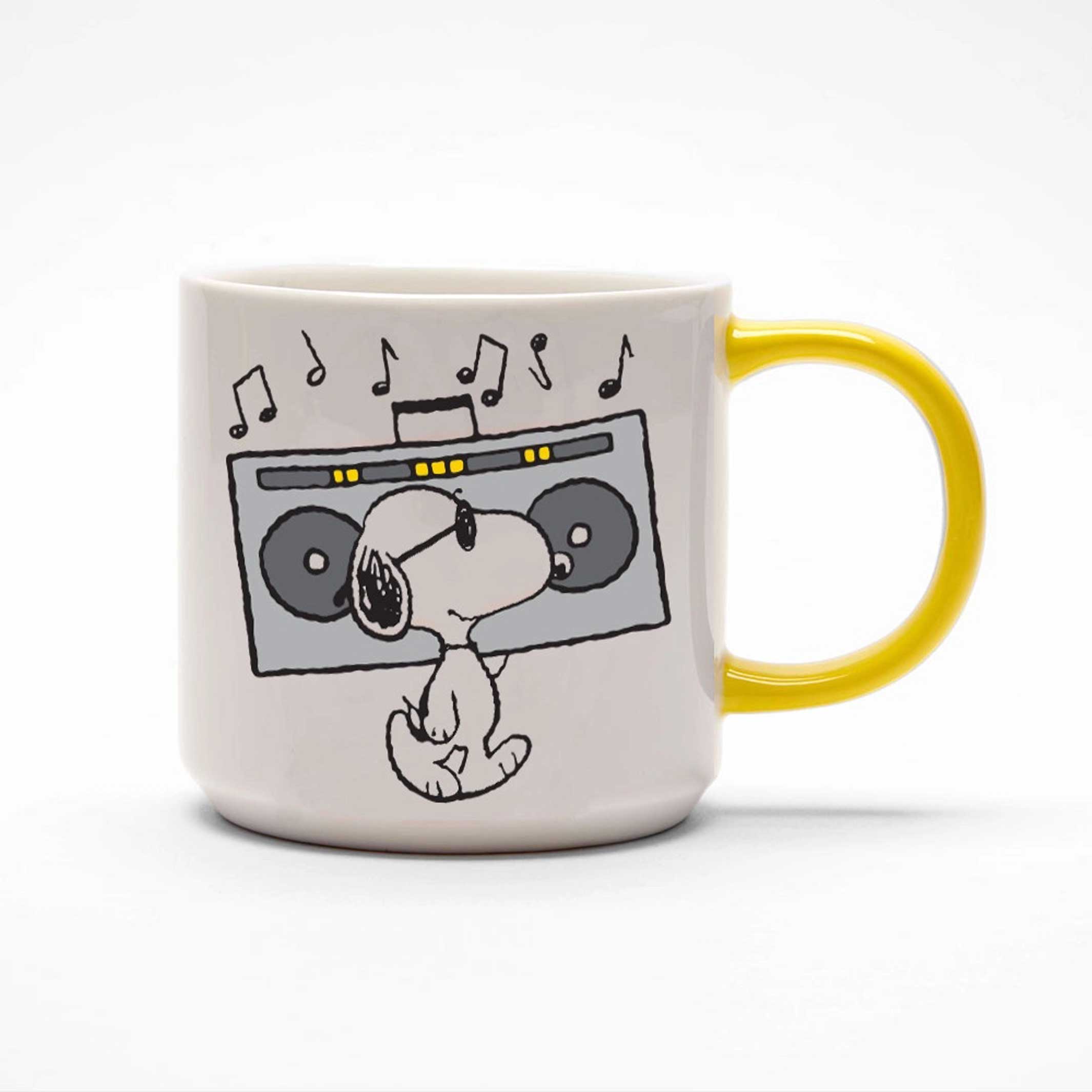 PEANUTS - MUSIC IS LIFE  MUG | COFFEE- & TEA-MUG | Magpie