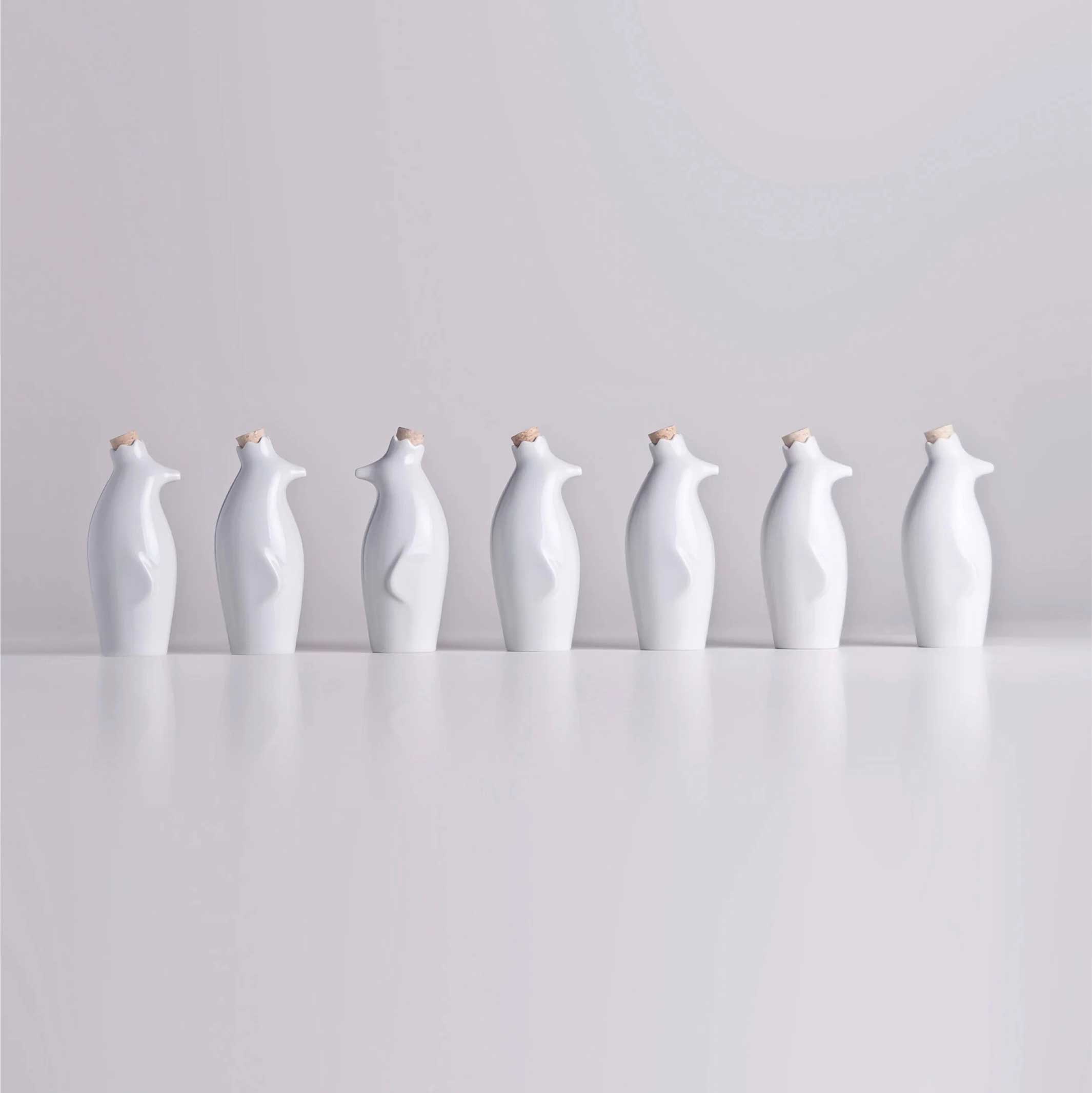 PENGUIN KING | Porcelain OIL & VINEGAR DISPENSER Set | Holaria