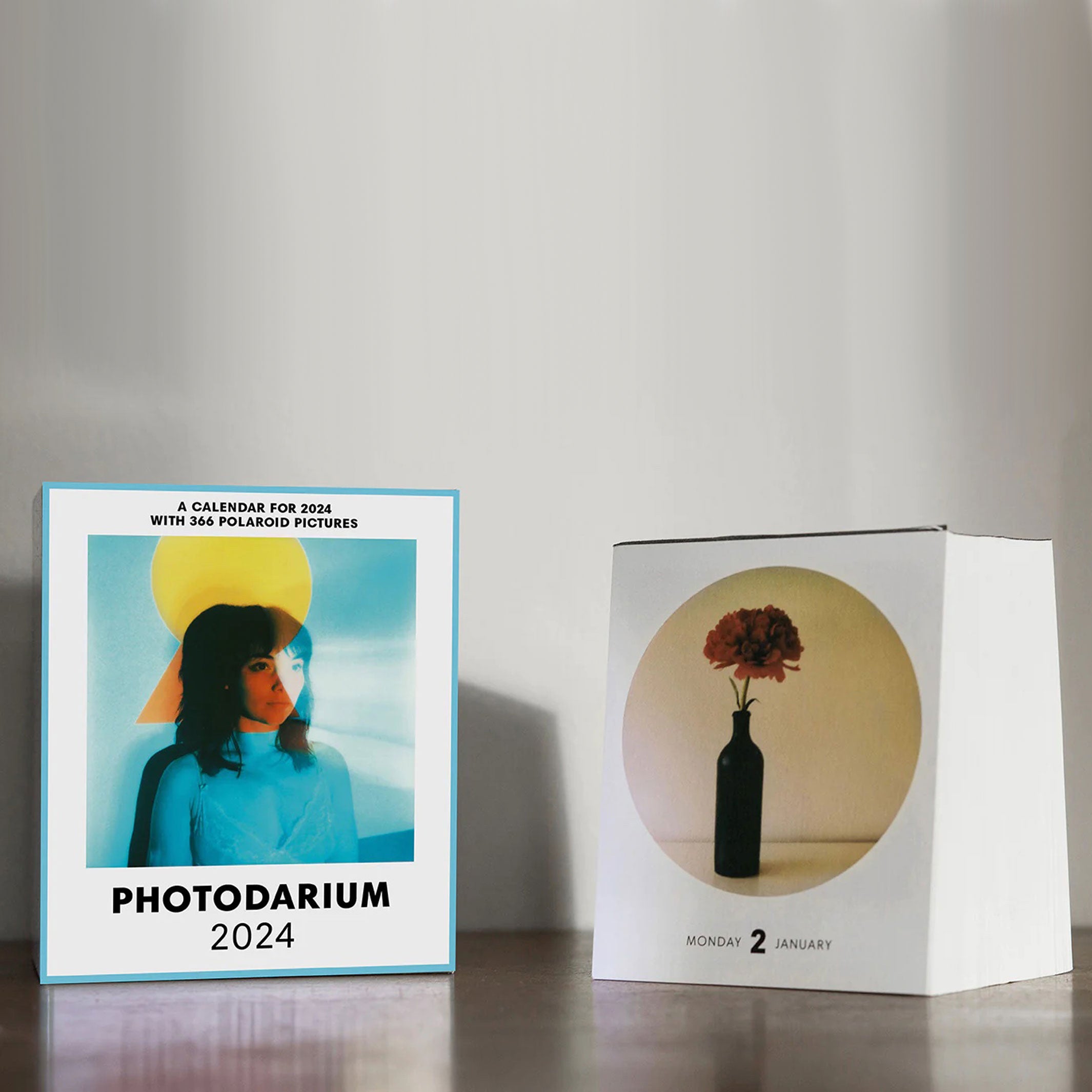 PHOTODARIUM 2024 | Polaroid CALENDAR | 9x11 cm | seltmann+söhne