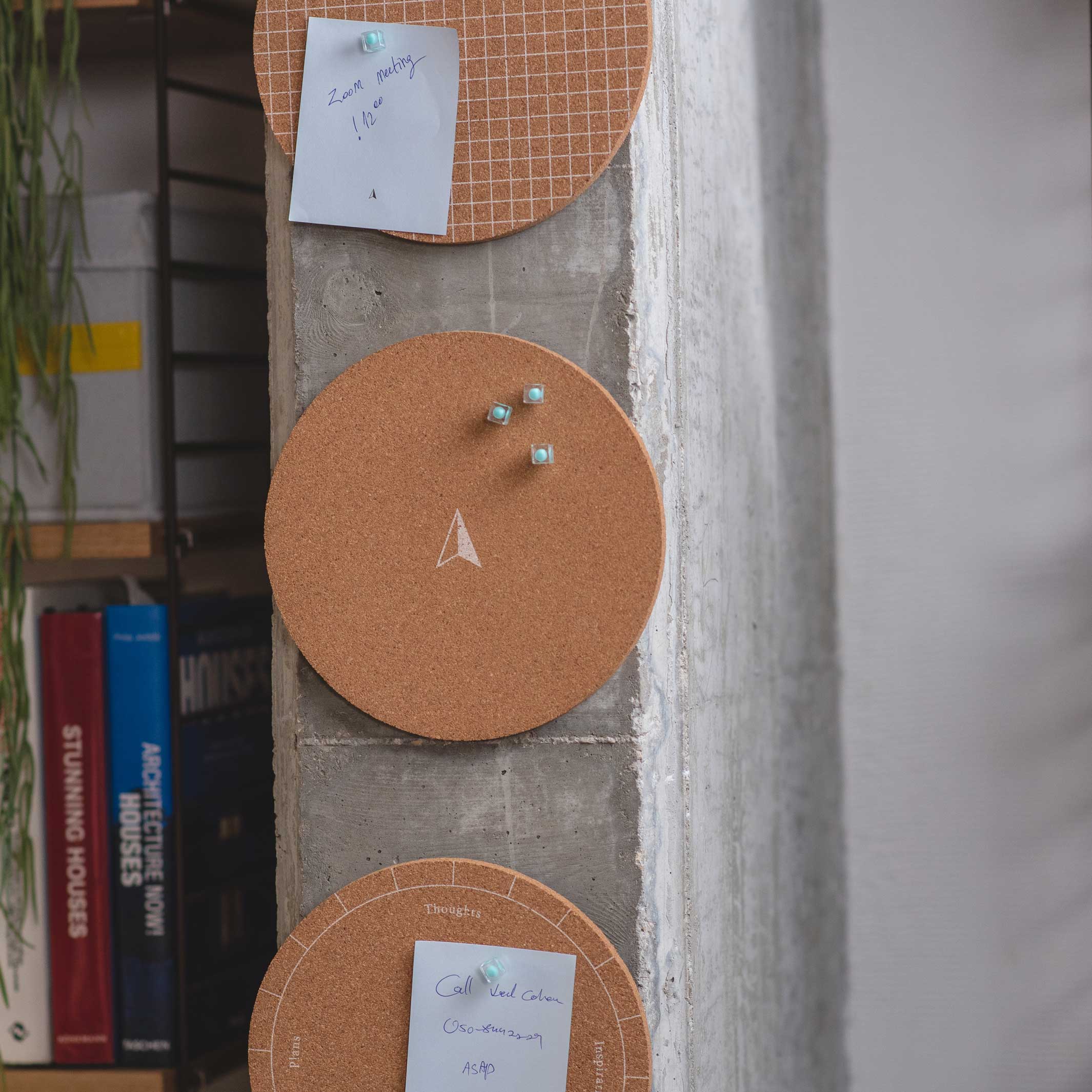 CIRCLE BULLETIN BOARDS - Cork pinboard | Somewhere