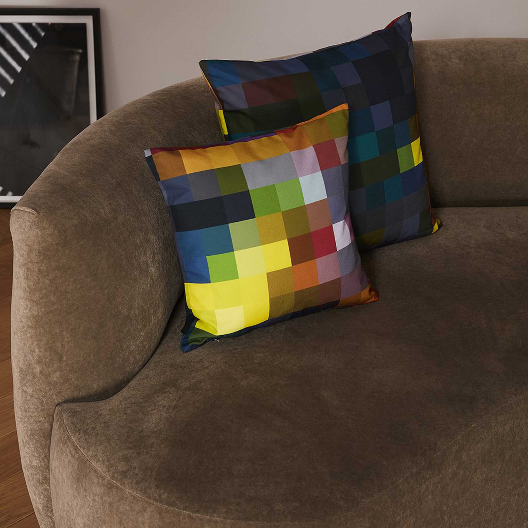 PIXEL CUSHION SPIRIT - Kissen - 40x40 cm - 100% Trevira CS | Cristian Zuzunaga