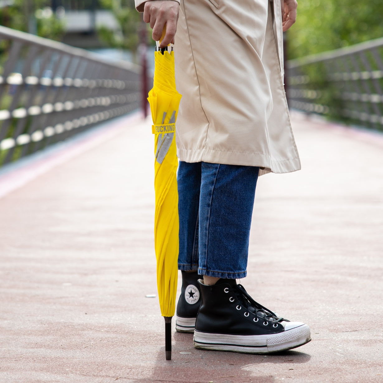 FUCKING RAIN - Yellow Umbrella ∅ 106 cm | Fisura
