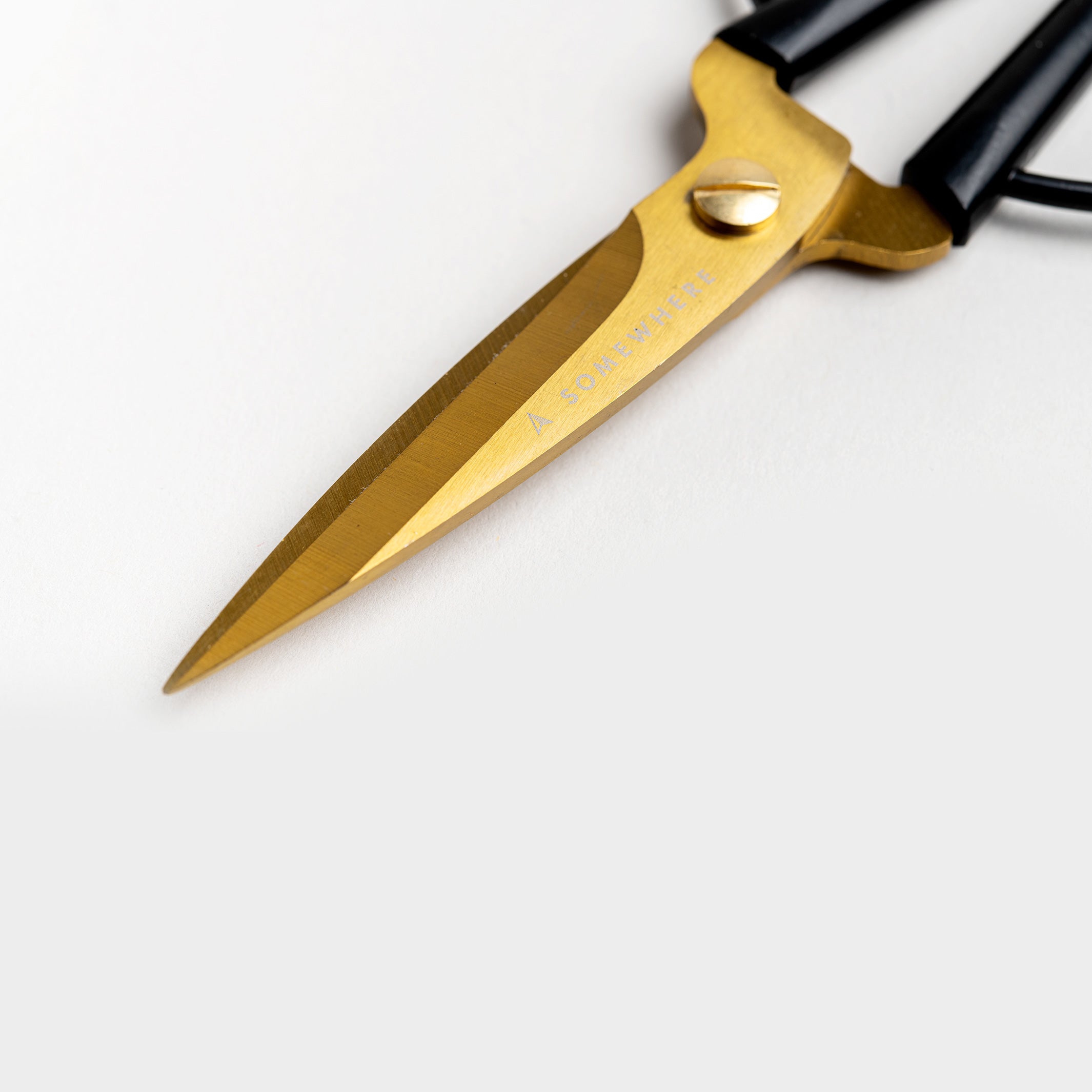 OLD SCHOOL SCISSORS - Schere in Gold | Somewhere