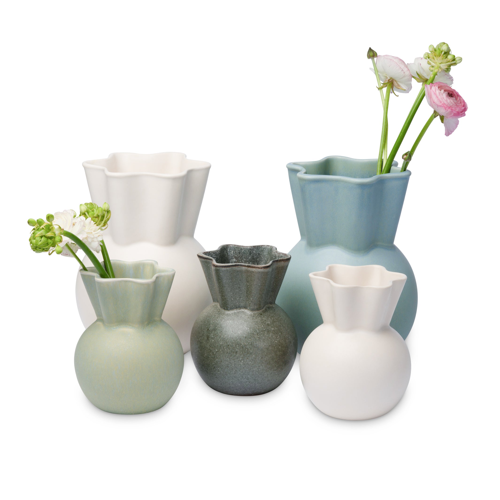 SVUNGEN TOP | Ceramic VASES with sweeping top | Eva Staehr-Nielsen | Spring Copenhagen