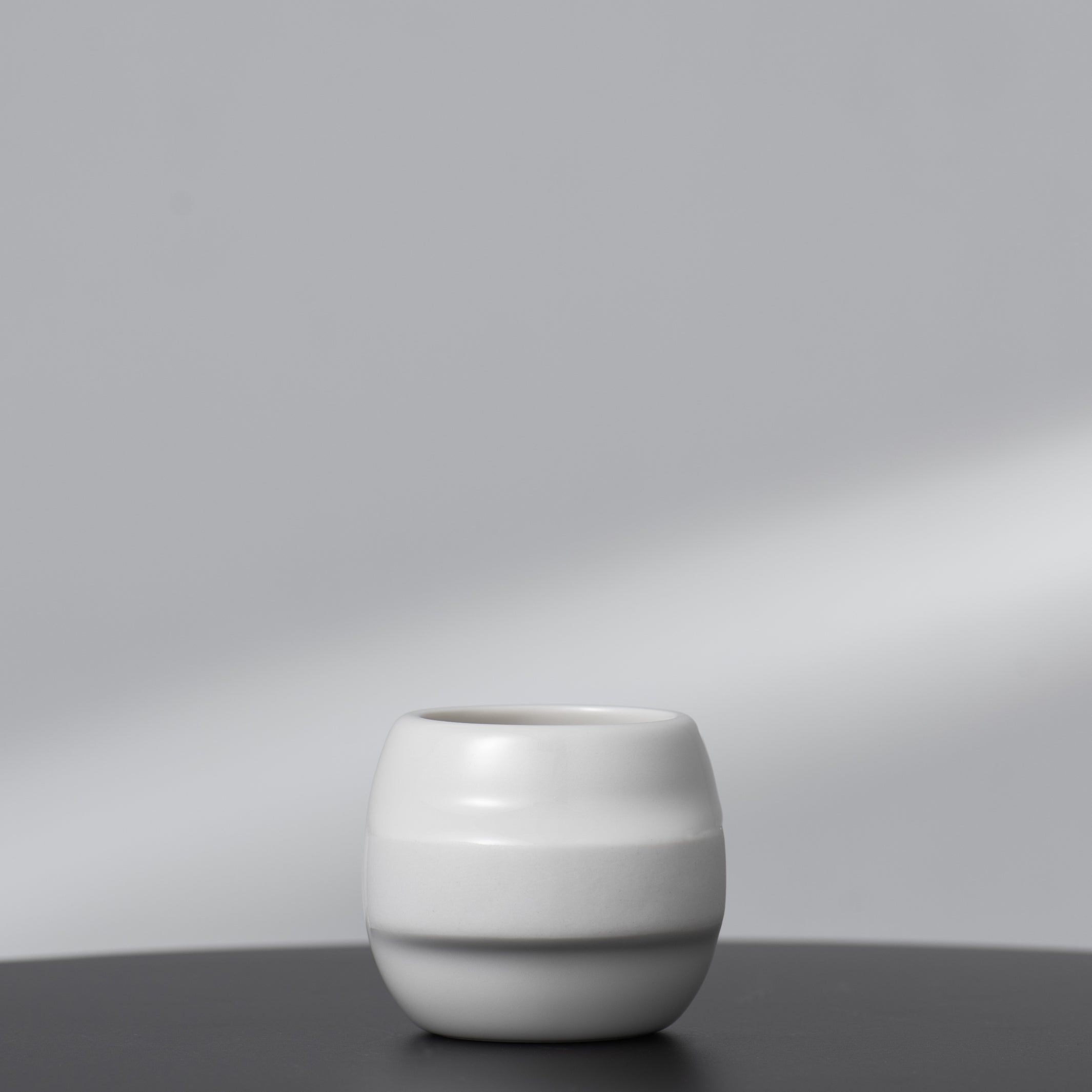 YUAN 03 - small cup - handle-free design made of porcelain | HONiSTUDIO