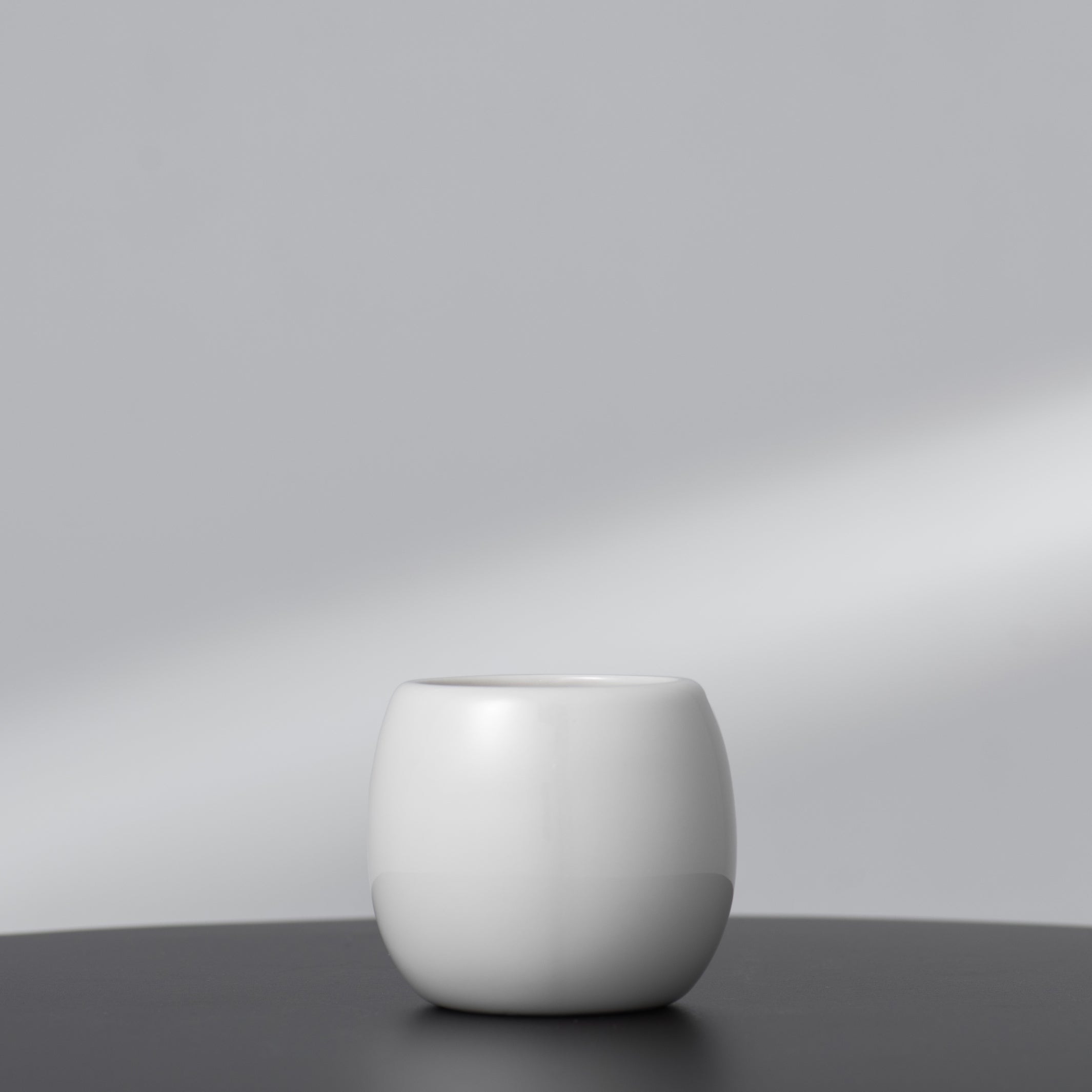 YUAN 03 - small cup - handle-free design made of porcelain | HONiSTUDIO