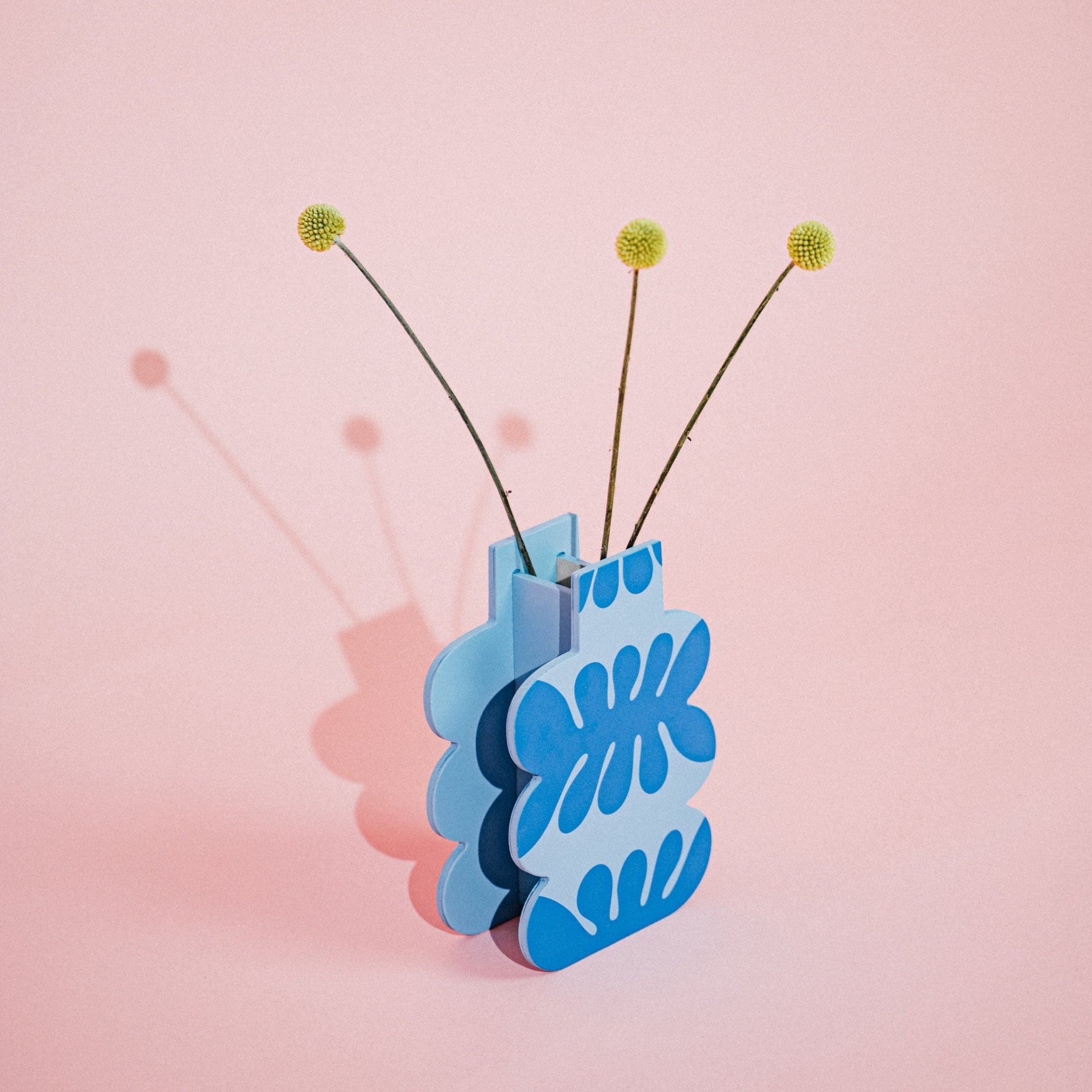 BIG BLUE - Vase aus Holz - mit Glaseinsatz | milin