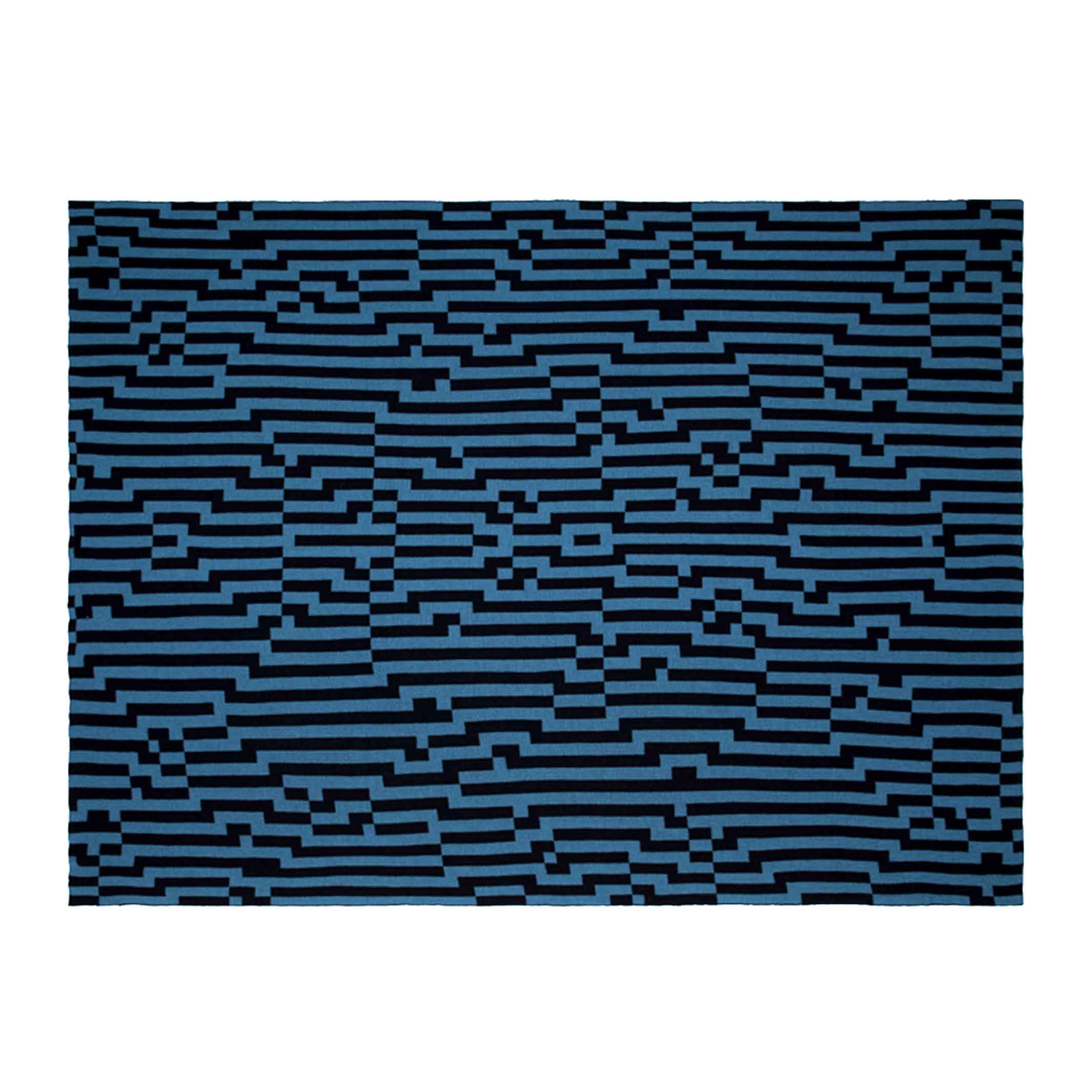 BITMAP ZOOM IN 5 | blau & schwarze TAGESDECKE | 180x140 cm | 100% Merino Wolle | Cristian Zuzunaga