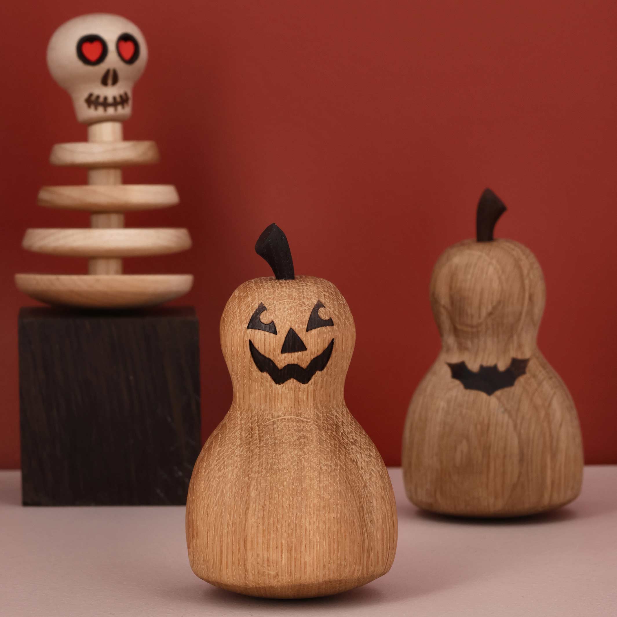 THE SKELETON - Halloween Skelett Dekofigur aus Holz 10 cm hoch - Thor Høy | Spring Copenhagen