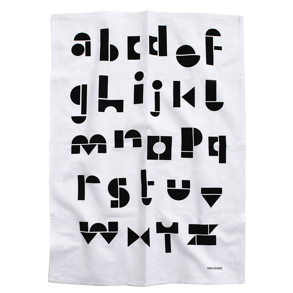 SNUG.ABC | Weisses Design Geschirrtuch m. schwarzen ABC Buchstaben | 70x50cm | SNUG.STUDIO - Charles & Marie