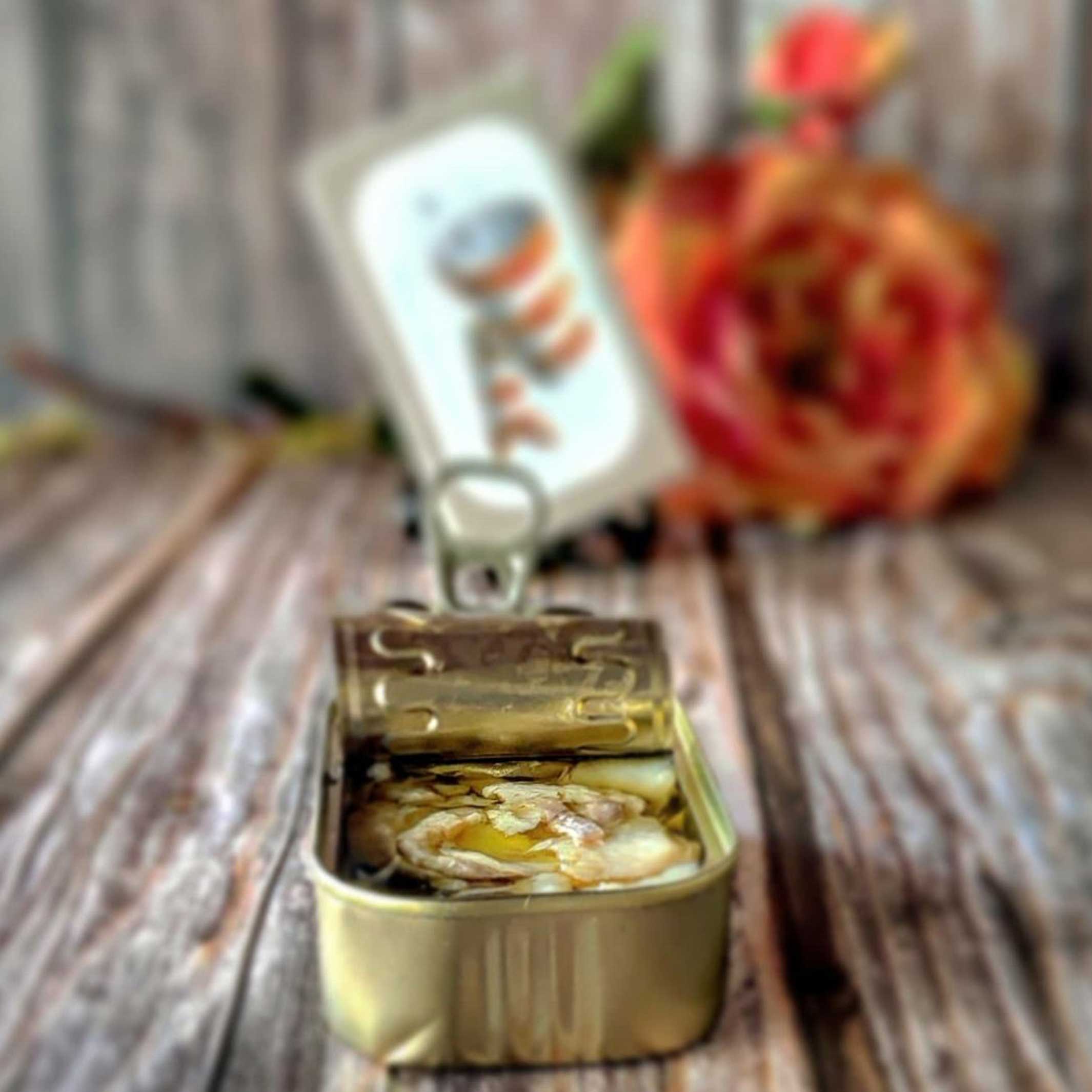 CODFISH in Olive Oil & Garlic | CANNED GOURMET FISH | 120 g | José Gourmet