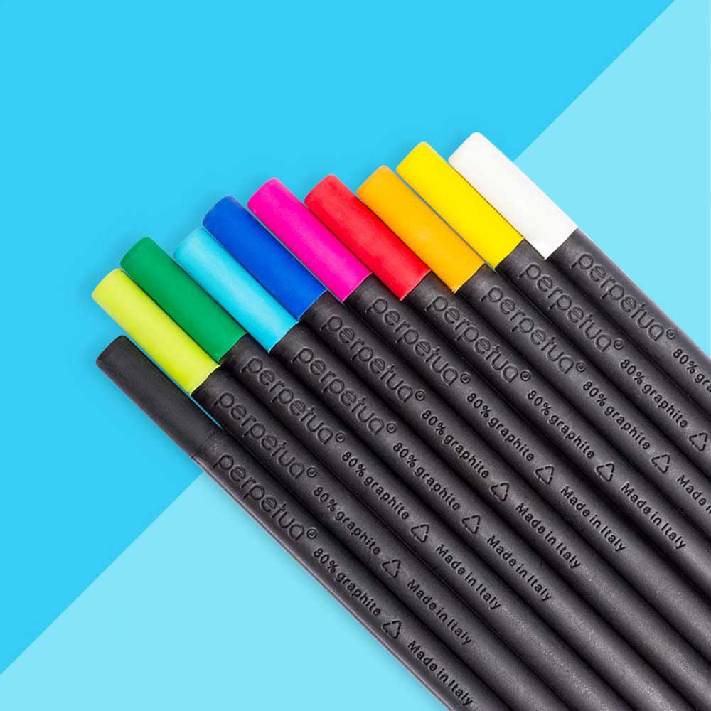 perpétue le CRAYON | Crayon design noir en graphite recyclé avec gomme de couleur | Marta Giardini