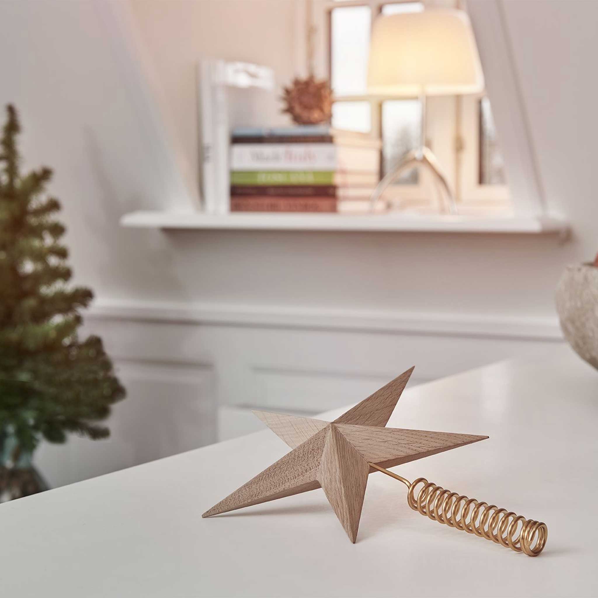 CHRISTMAS STAR | Wooden five-pointed STAR TREE TOPPER | Oak | Jakob Burgsø | boyhood