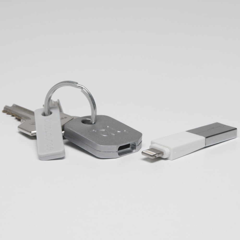 Kii | USB LADE-ADAPTER | Bluelounge - Charles & Marie